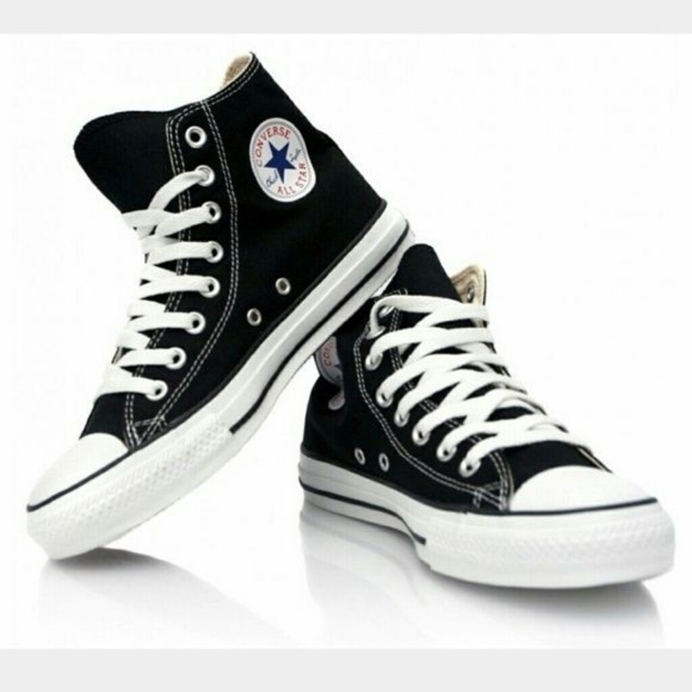 Black High top Converse